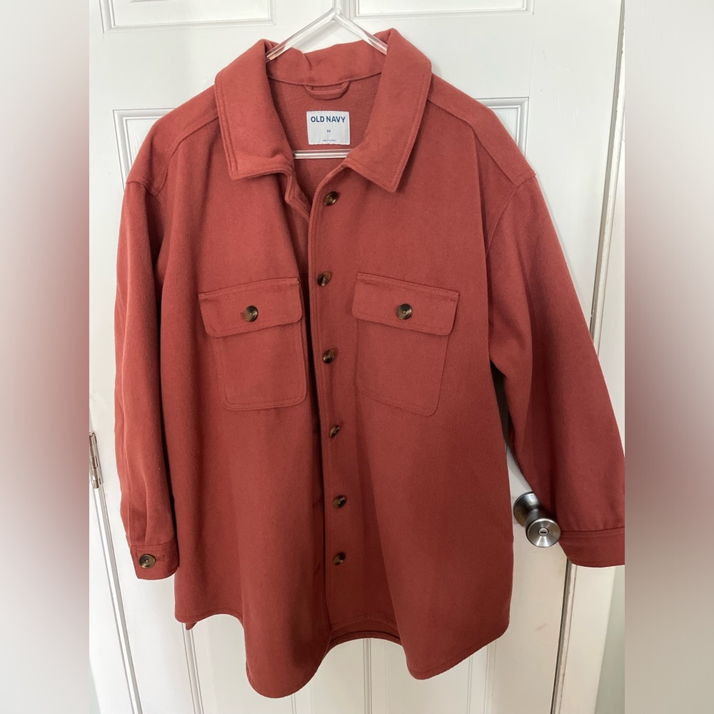 Old Navy thick warm shacket. Mauve color woman’s size 2X